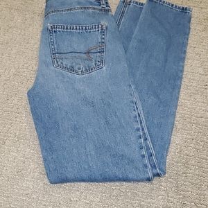 American eagle mom jeans